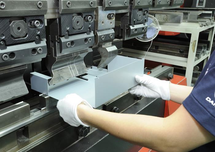 Giai đoạn dập chấn - Thợ kỹ thuật vận hành máy dập kim loại